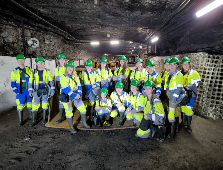 Rodzinny zjazd pod ziemię – niezwykłe spotkanie z górnictwem