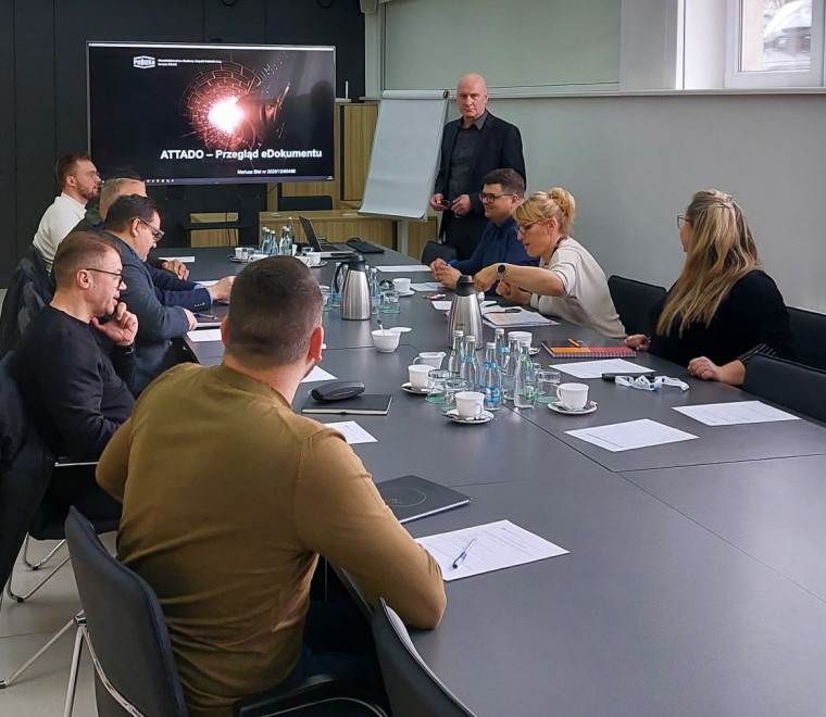 Od teorii do praktyki - pracownicy przeszkoleni z przeglądu umów i aneksów